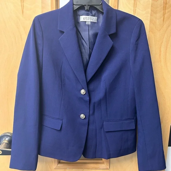 Kasper Women's Navy Blazer with Silver Buttons Size 6 - Picture 1 of 2